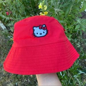 NEW Hello Kitty bucket hat